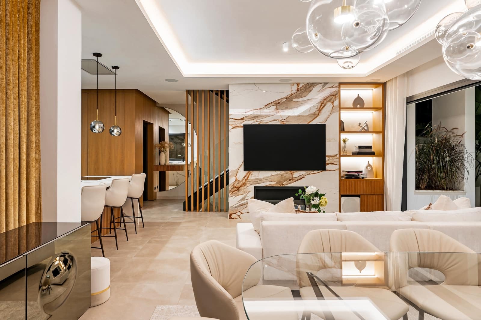 Pareado de 4 habitaciones en Marbella en venta con piscina garaje - 3.500.000 € (Ref: 9677007)