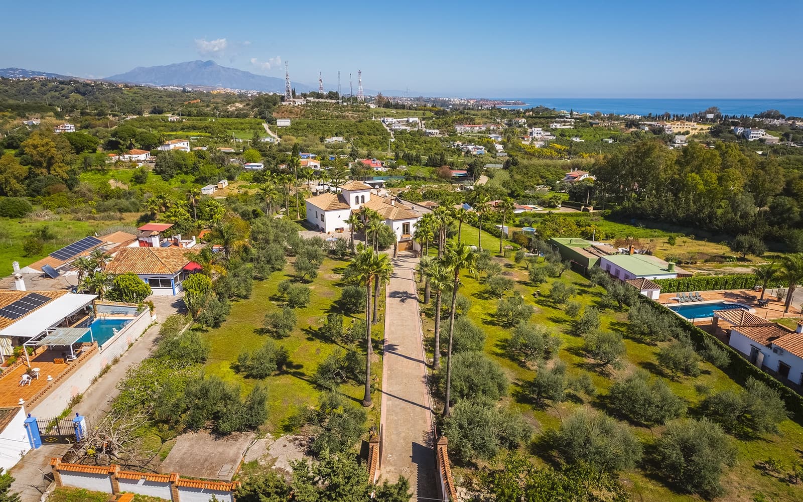 4 chambre Finca/Maison de Campagne à vendre à El Padron avec piscine garage - 2 250 000 € (Ref: 9694893)