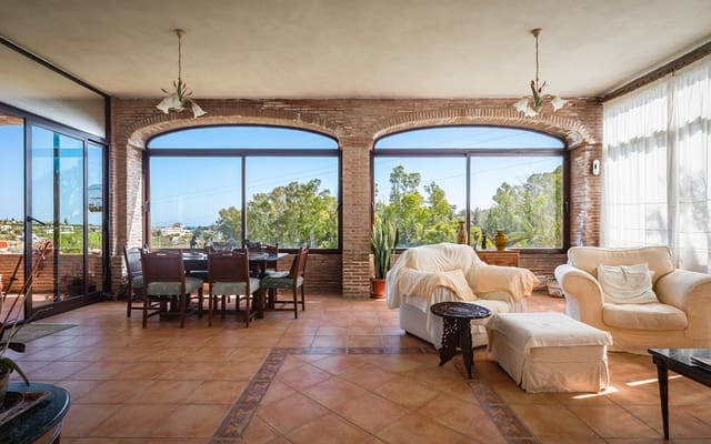4 chambre Finca/Maison de Campagne à vendre à El Padrón, Estepona avec piscine garage - 1 960 000 € (Ref: 9694893)
