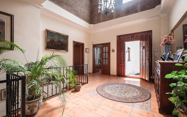4 chambre Finca/Maison de Campagne à vendre à El Padrón, Estepona avec piscine garage - 1 960 000 € (Ref: 9694893)