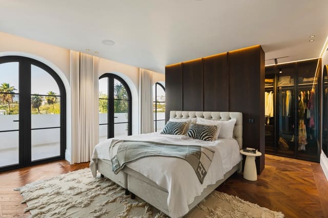 6 slaapkamer Villa te koop in Marbella met zwembad garage - € 5.695.000 (Ref: 9698135)