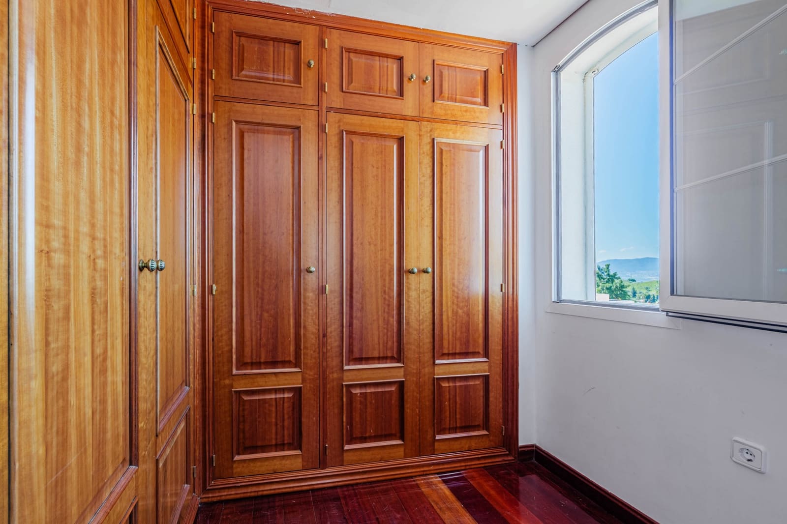 8 soverom Villa til salgs i Puerto de la Torre med svømmebasseng garasje - € 1 875 000 (Ref: 9701419)