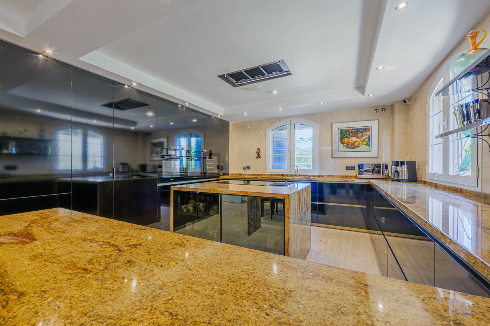 8 soverom Villa til salgs i Puerto de la Torre med svømmebasseng garasje - € 1 875 000 (Ref: 9701419)