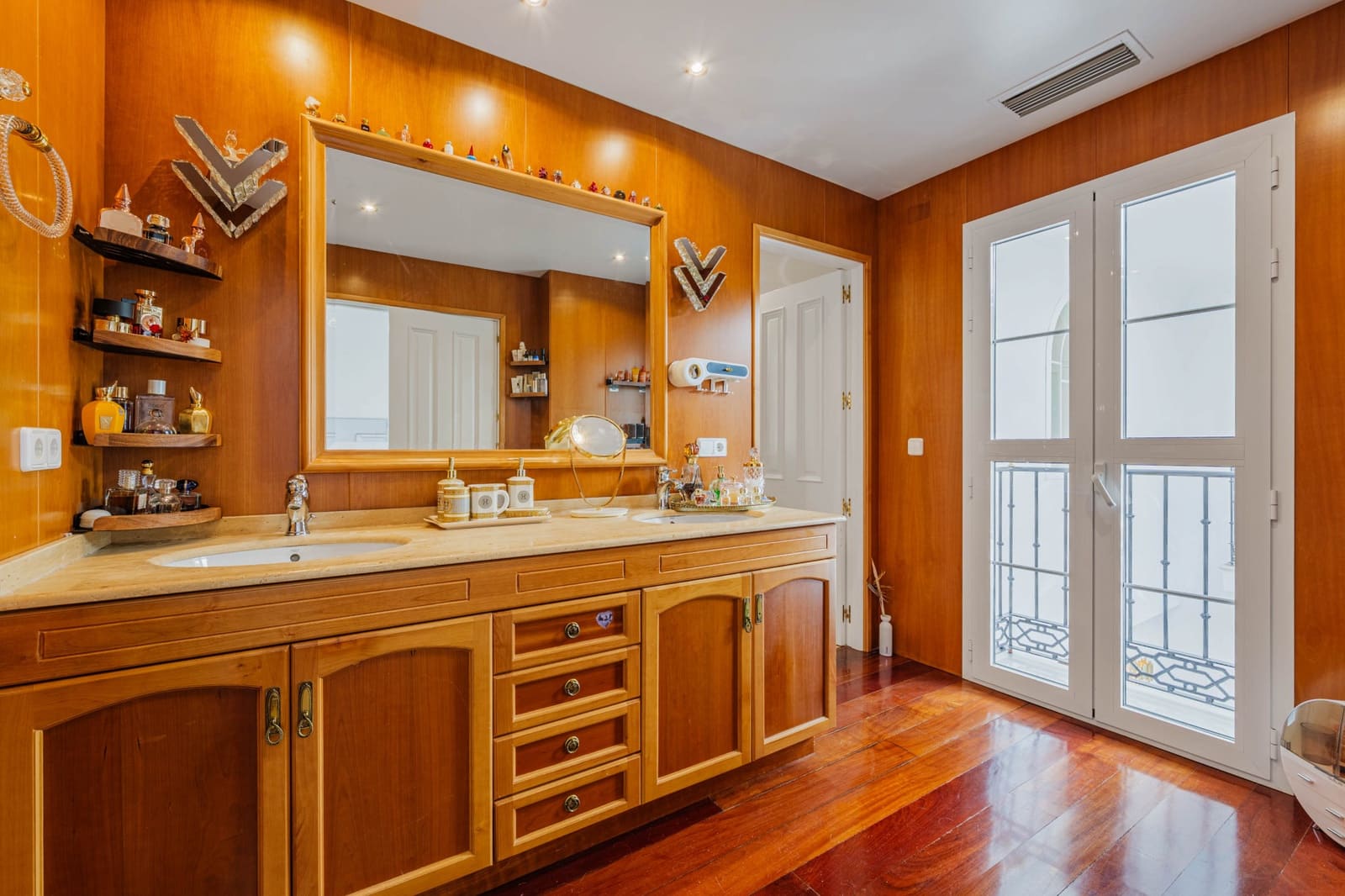 8 soverom Villa til salgs i Puerto de la Torre med svømmebasseng garasje - € 1 875 000 (Ref: 9701419)