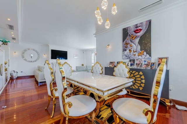 8 soverom Villa til salgs i Puerto de la Torre, Málaga by med svømmebasseng garasje - € 1 875 000 (Ref: 9701419)