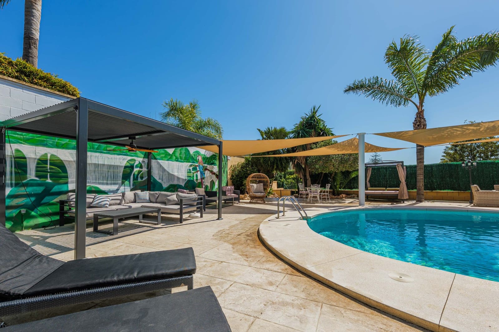 8 soverom Villa til salgs i Puerto de la Torre med svømmebasseng garasje - € 1 875 000 (Ref: 9701419)