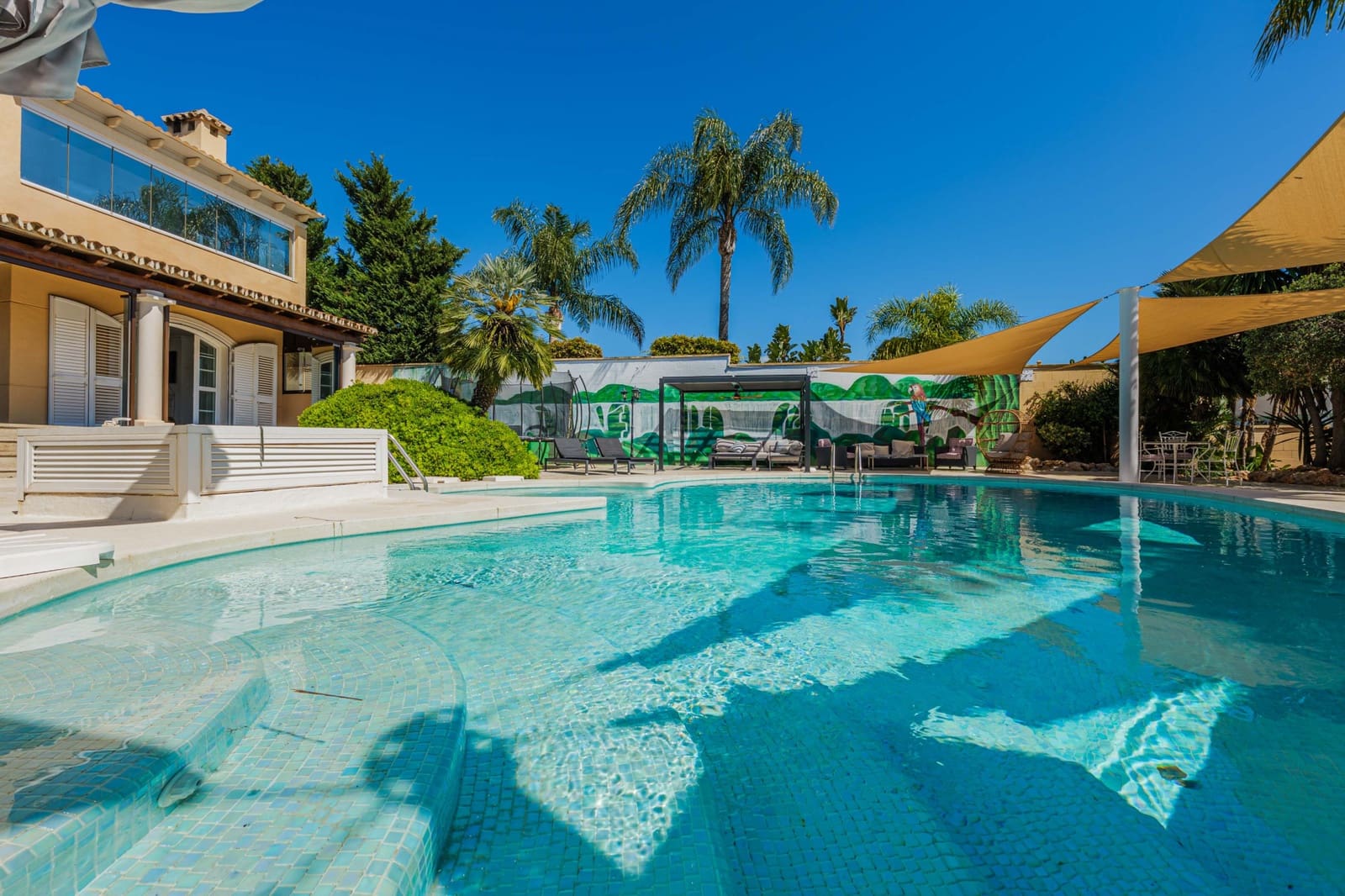 8 soverom Villa til salgs i Puerto de la Torre med svømmebasseng garasje - € 1 875 000 (Ref: 9701419)