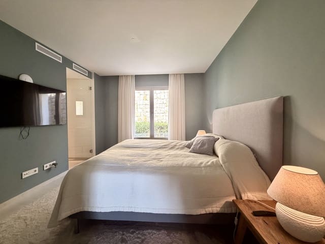 3 Zimmer Apartment zu verkaufen in Marbella mit Pool Garage - 1.695.000 € (Ref: 9711167)