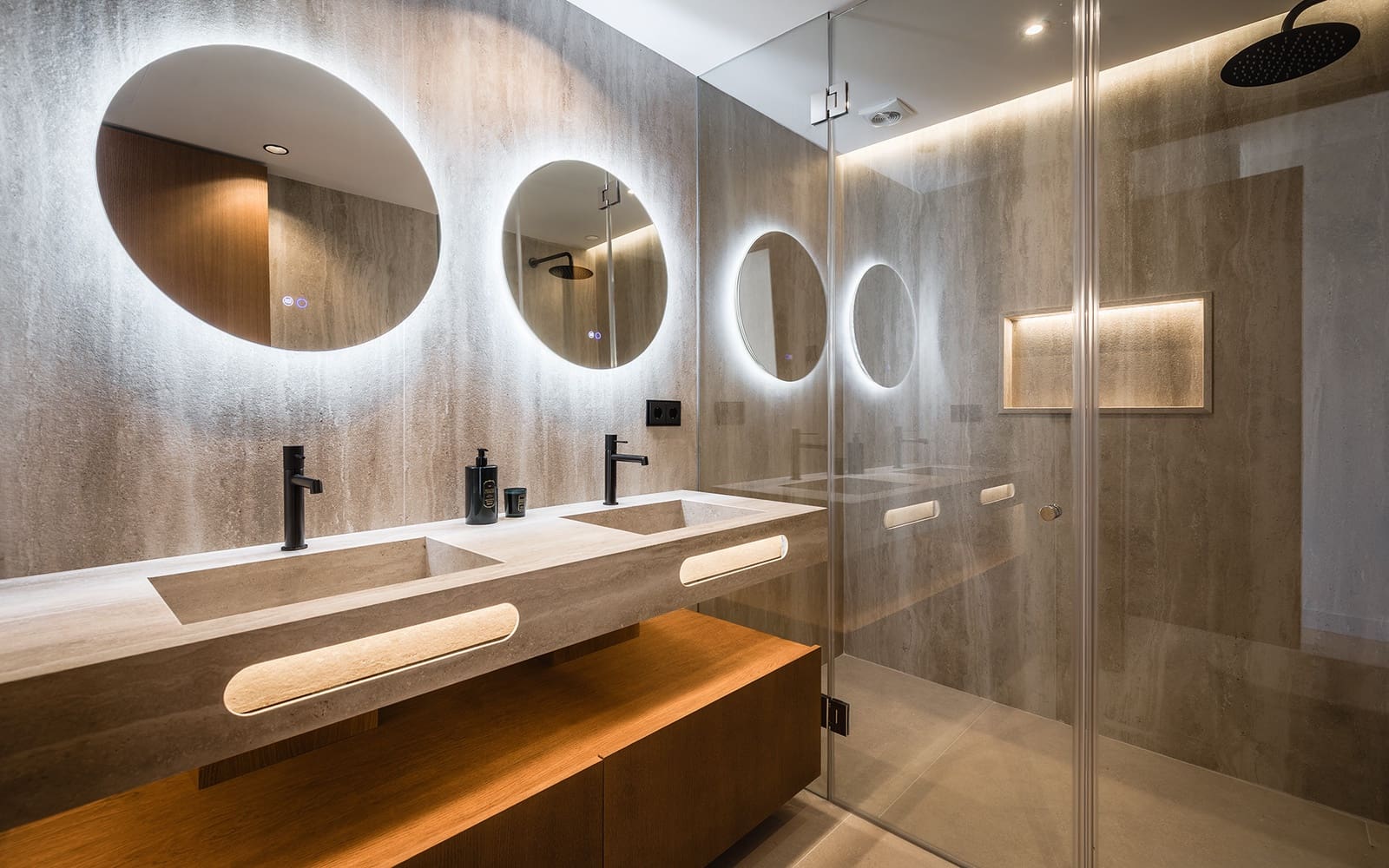 3 slaapkamer Appartement te koop in Marbella met zwembad garage - € 1.650.000 (Ref: 9714626)