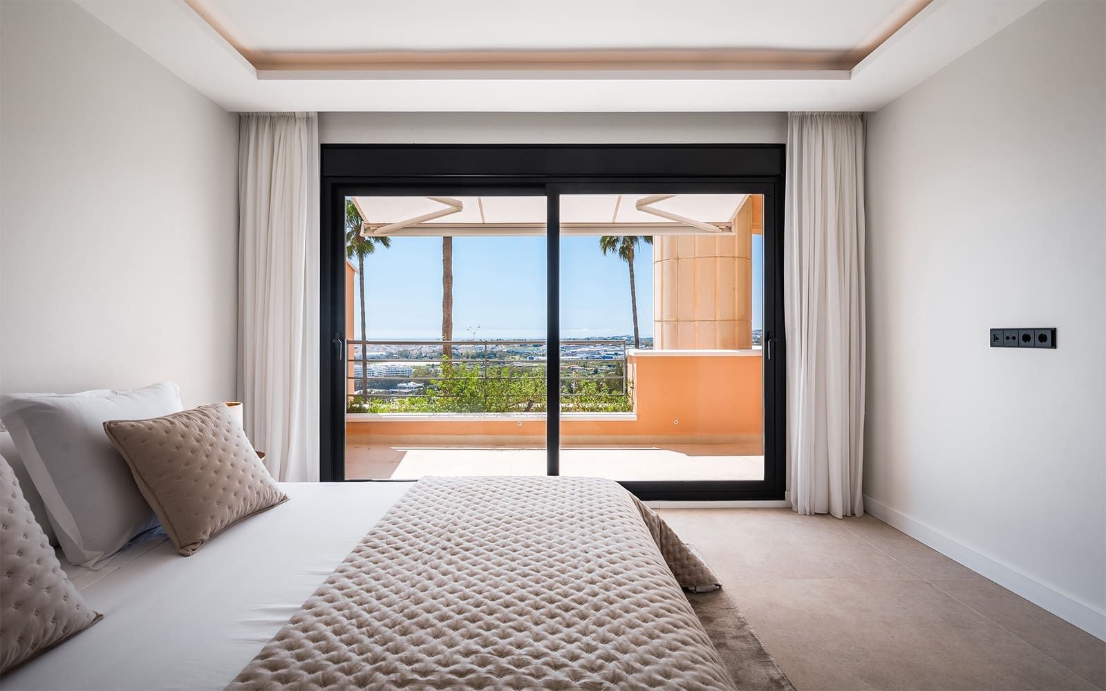 3 slaapkamer Appartement te koop in Marbella met zwembad garage - € 1.650.000 (Ref: 9714626)