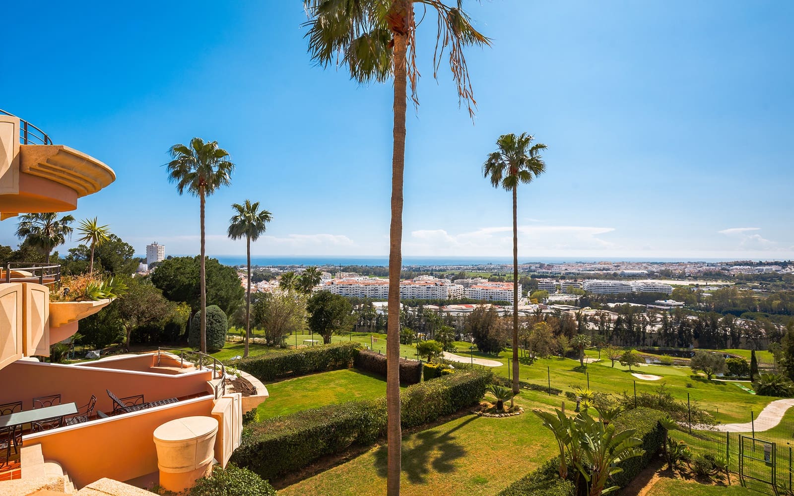 3 slaapkamer Appartement te koop in Marbella met zwembad garage - € 1.650.000 (Ref: 9714626)