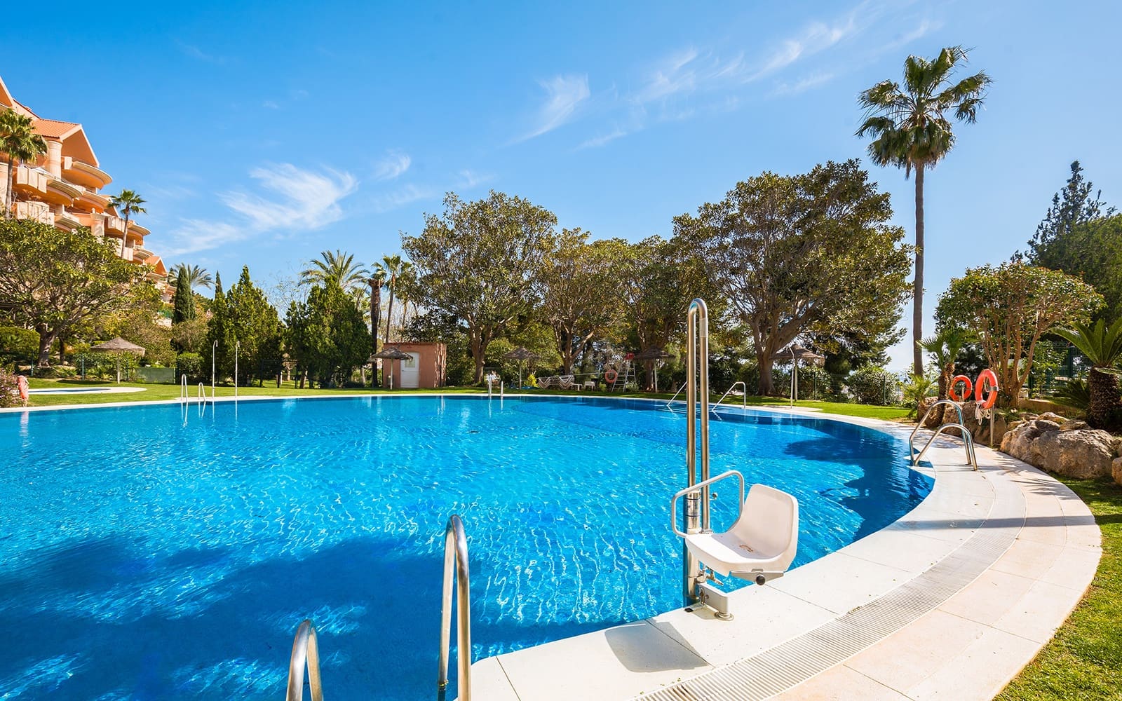 3 slaapkamer Appartement te koop in Marbella met zwembad garage - € 1.650.000 (Ref: 9714626)