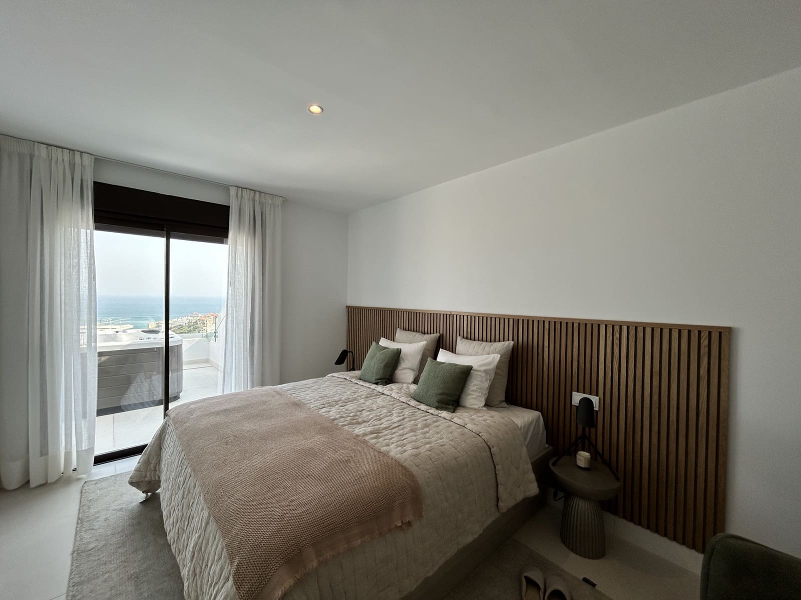 3 sypialnia Penthouse na sprzedaż w Fuengirola z basenem garażem - 899 000 € (Ref: 9714627)