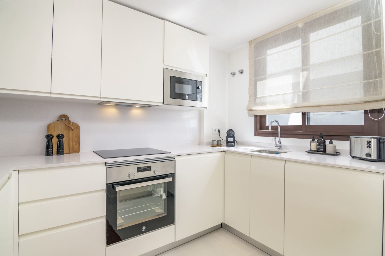 3 bedroom Penthouse for sale in Fuengirola with pool garage - € 699,000 (Ref: 9714628)