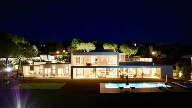 5 makuuhuone Huvila myytävänä paikassa Sotogrande Alto, San Roque mukana uima-altaan 
autotalli - 5 100 000 € (Ref: 9721444)