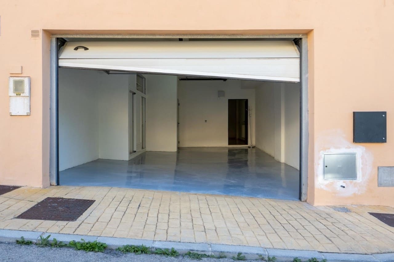 4 chambre Maison de Ville à vendre à Fuengirola avec piscine garage - 699 000 € (Ref: 9726459)