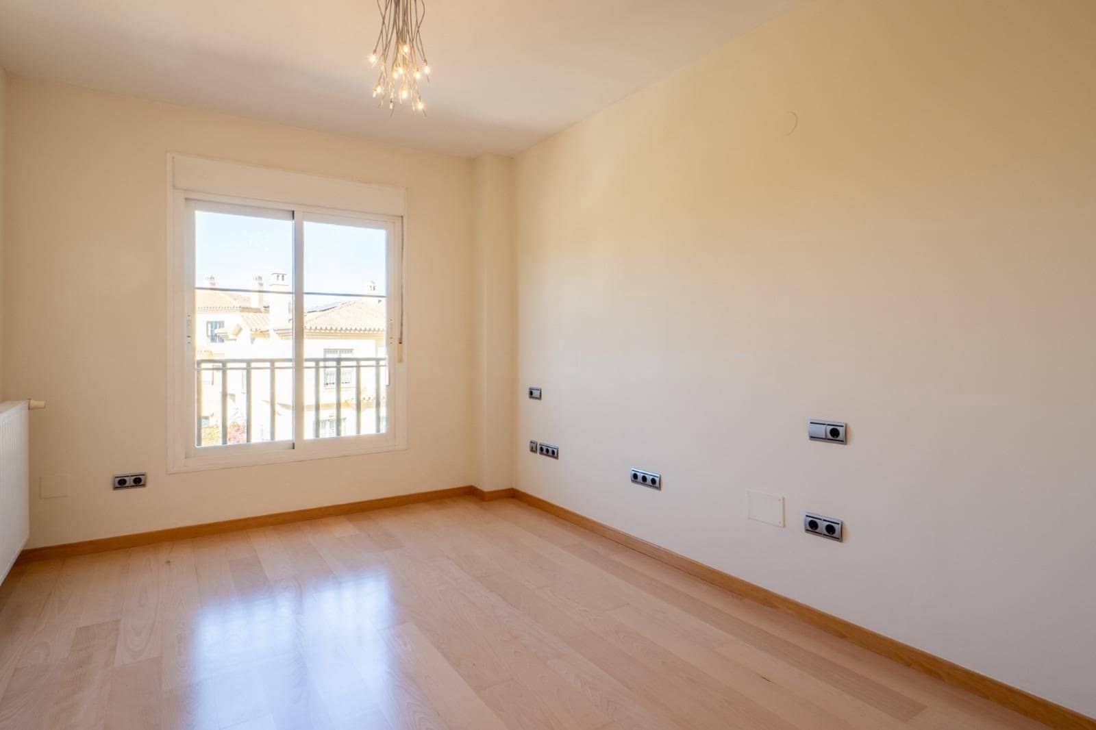 4 chambre Maison de Ville à vendre à Fuengirola avec piscine garage - 699 000 € (Ref: 9726459)