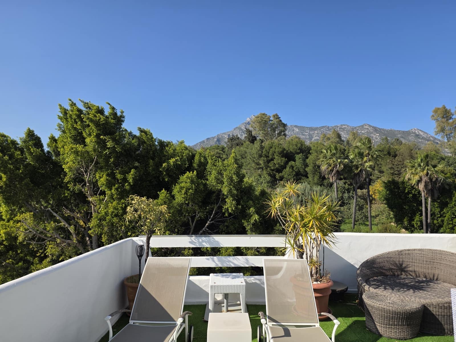 Casa de 4 habitaciones en Marbella en venta con piscina garaje - 1.090.000 € (Ref: 9758819)