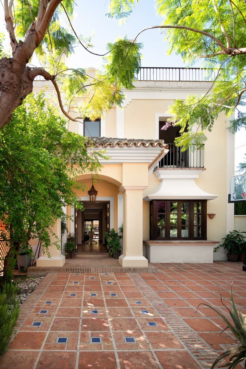 Chalet de 6 habitaciones en Marbella en venta con piscina garaje - 4.195.000 € (Ref: 9761883)