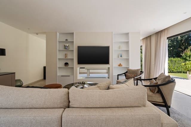4 sovrum Villa till salu i Marbella med pool garage - 3 250 000 € (Ref: 9772898)