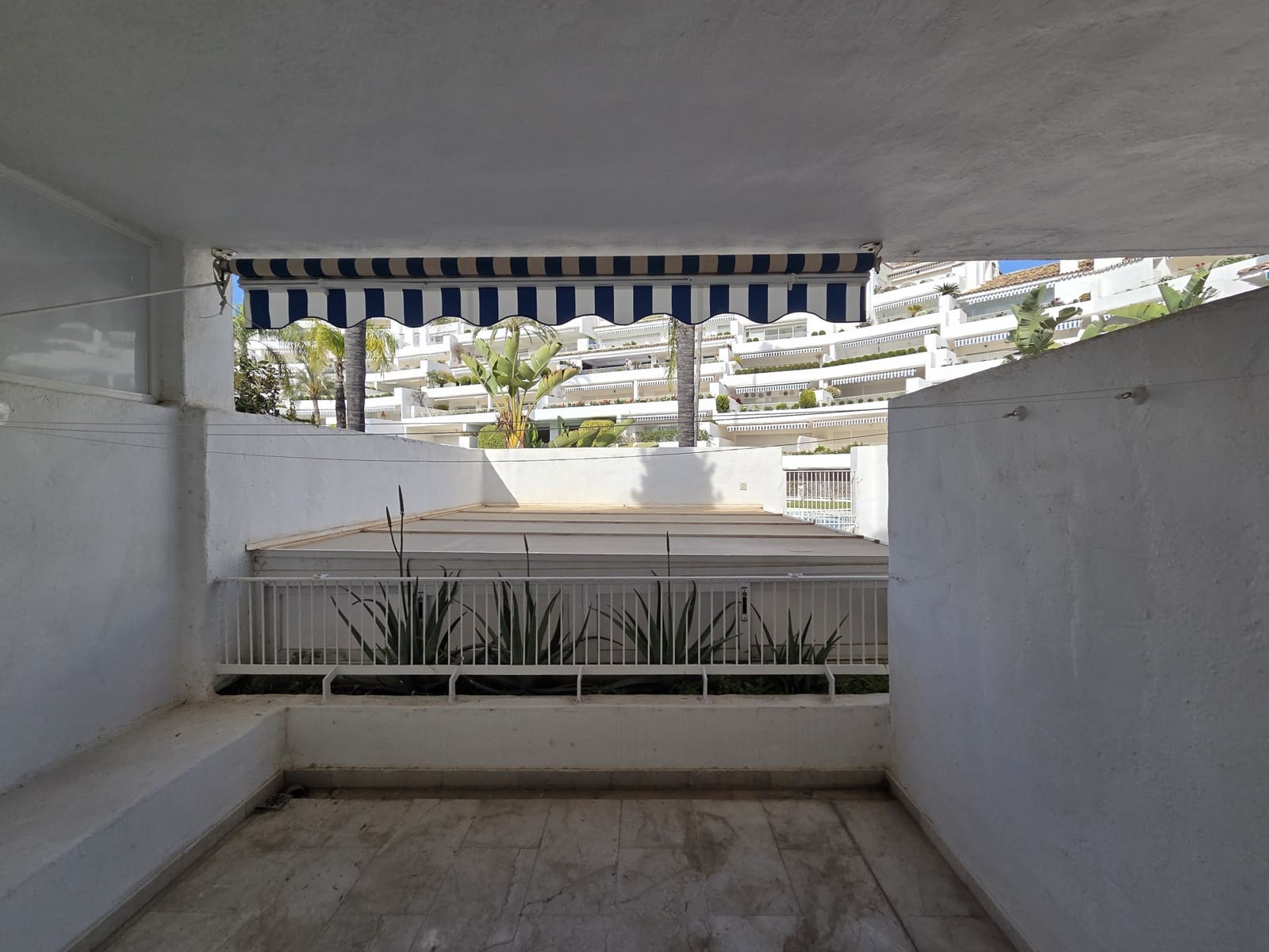 4 sovrum Lägenhet till salu i Marbella med pool garage - 2 095 000 € (Ref: 9788306)