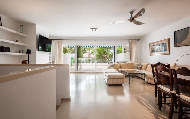 Apartamento de 4 habitaciones en Marbella en venta con piscina - 1.735.000 € (Ref: 9788306)