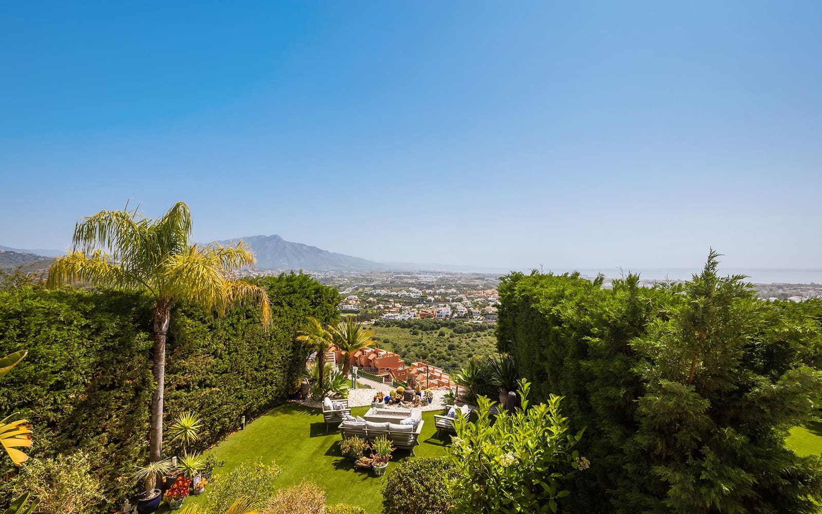 3 soveværelse Byhus til salg i Benahavis med swimmingpool garage - € 975.000 (Ref: 9806366)