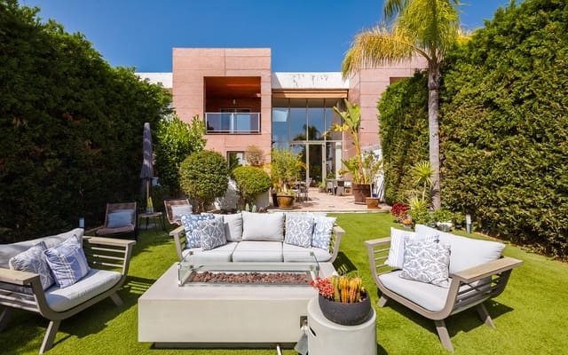 3 soveværelse Byhus til salg i Benahavís med swimmingpool garage - € 975.000 (Ref: 9806366)