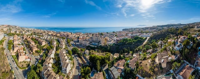 Terreno para Construção para venda em Rincón de la Victoria - 325 000 € (Ref: 9808019)