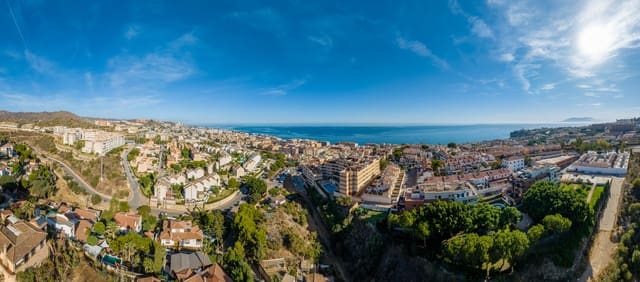 Terreno para Construção para venda em Rincón de la Victoria - 325 000 € (Ref: 9808019)