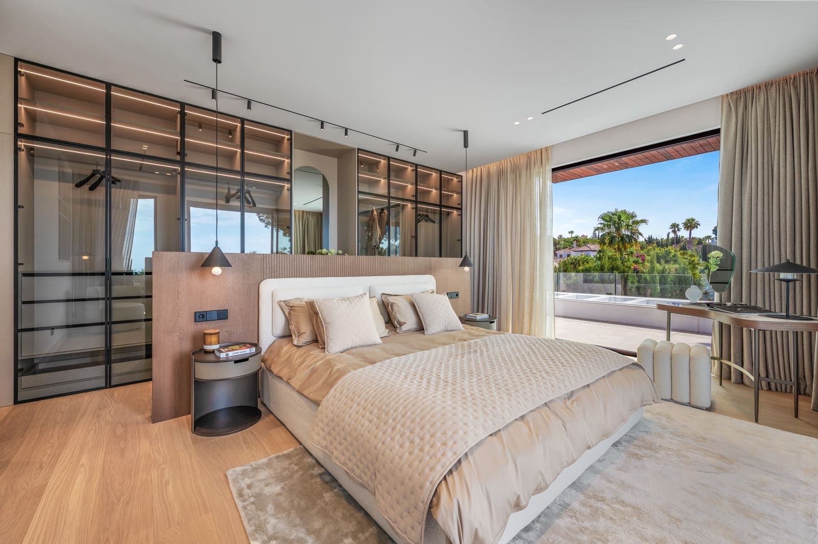 Chalet de 6 habitaciones en Marbella en venta con piscina garaje - 4.995.000 € (Ref: 9828985)