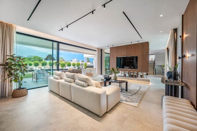 Chalet de 6 habitaciones en Marbella en venta con piscina garaje - 4.995.000 € (Ref: 9828985)