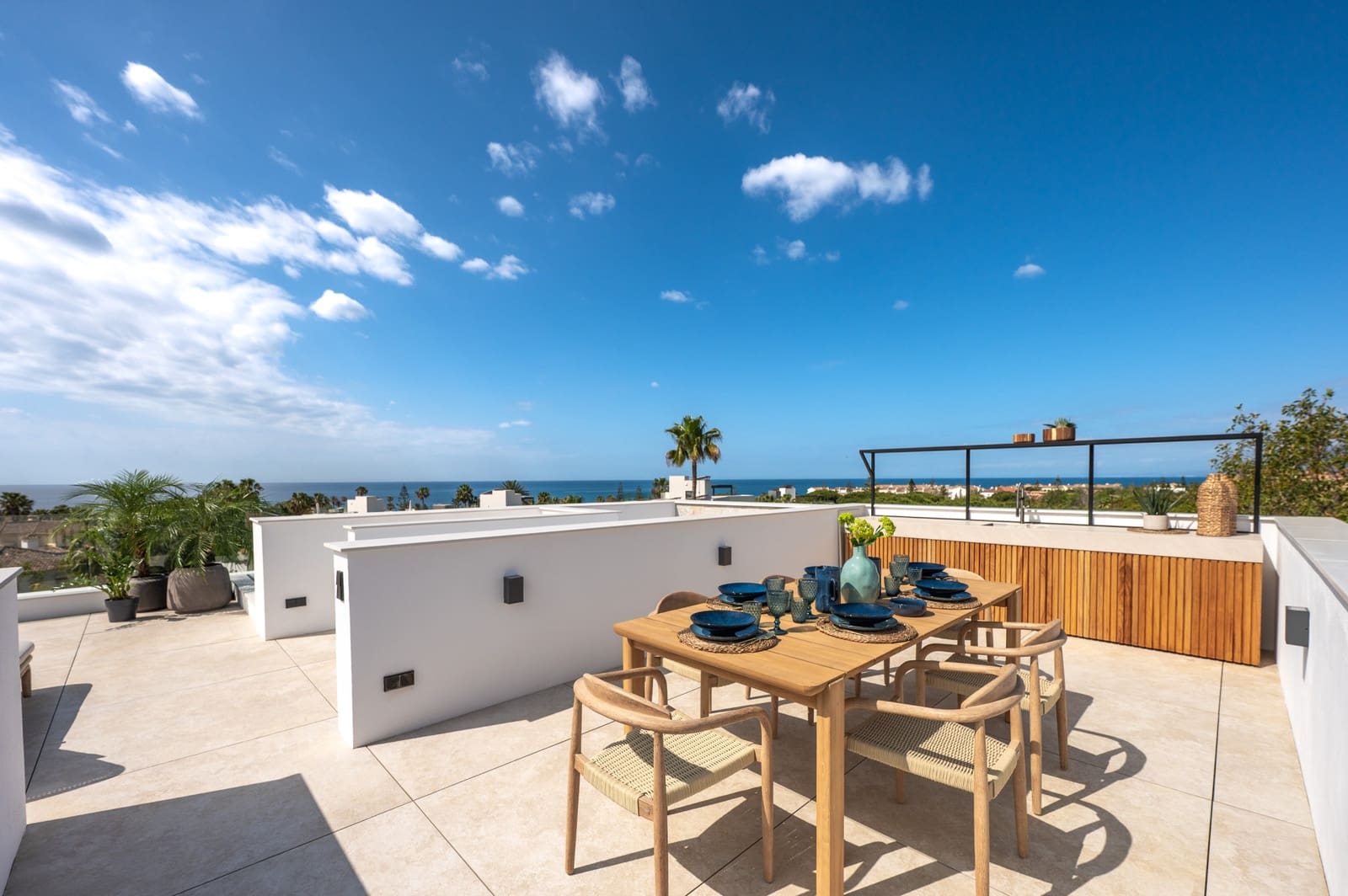 Chalet de 6 habitaciones en Marbella en venta con piscina garaje - 4.995.000 € (Ref: 9828985)