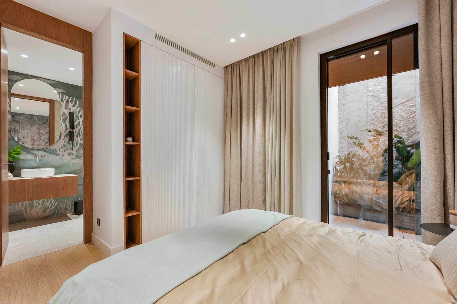 Chalet de 6 habitaciones en Marbella en venta con piscina garaje - 4.995.000 € (Ref: 9828985)