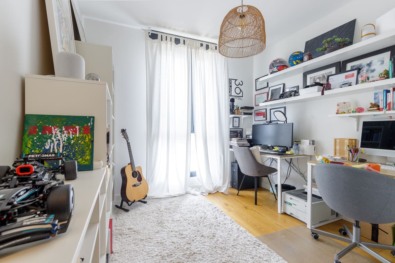 4 soverom Penthouse til salgs i Malaga by med svømmebasseng garasje - € 1 095 000 (Ref: 9851300)