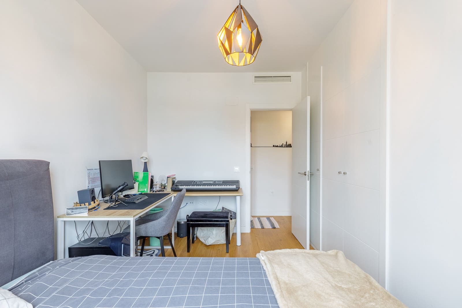 4 soverom Penthouse til salgs i Malaga by med svømmebasseng garasje - € 1 095 000 (Ref: 9851300)