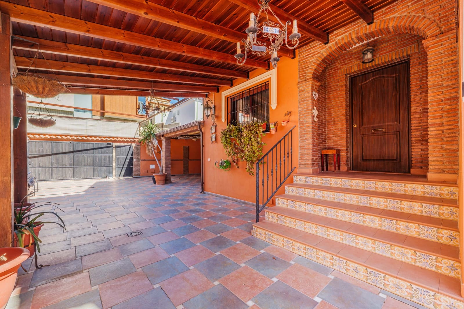 6 Zimmer Doppelhaus zu verkaufen in Puerto de la Torre mit Garage - 549.000 € (Ref: 9855317)