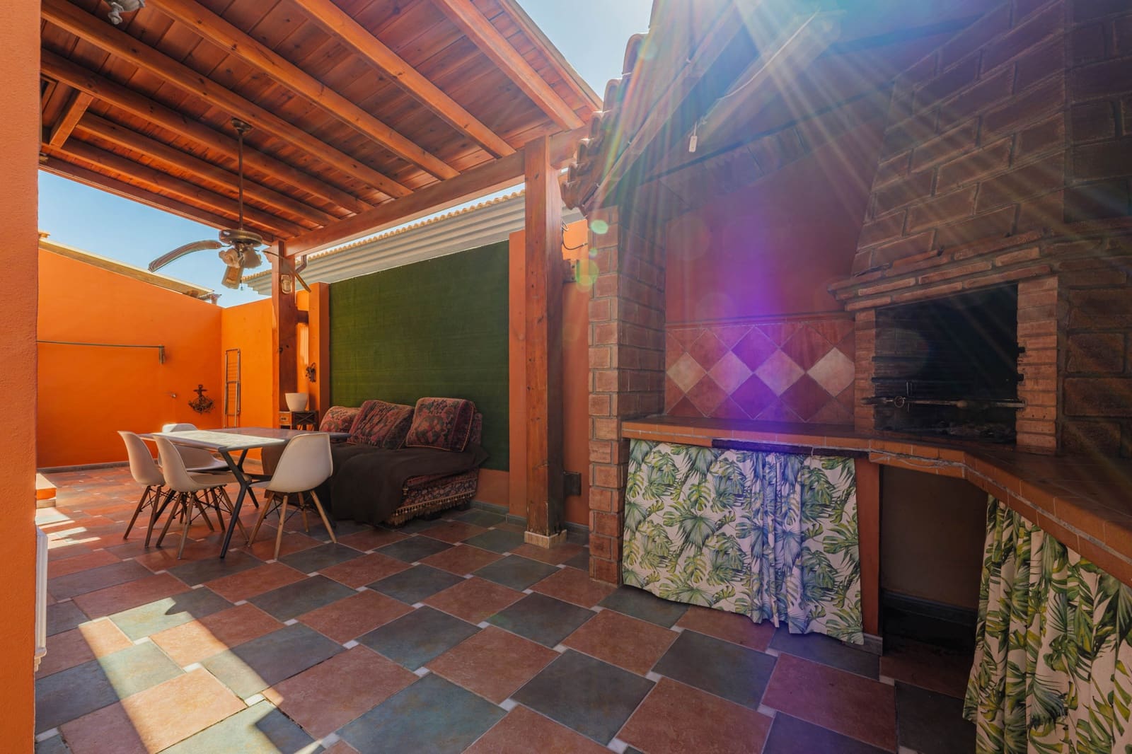 6 Zimmer Doppelhaus zu verkaufen in Puerto de la Torre mit Garage - 549.000 € (Ref: 9855317)
