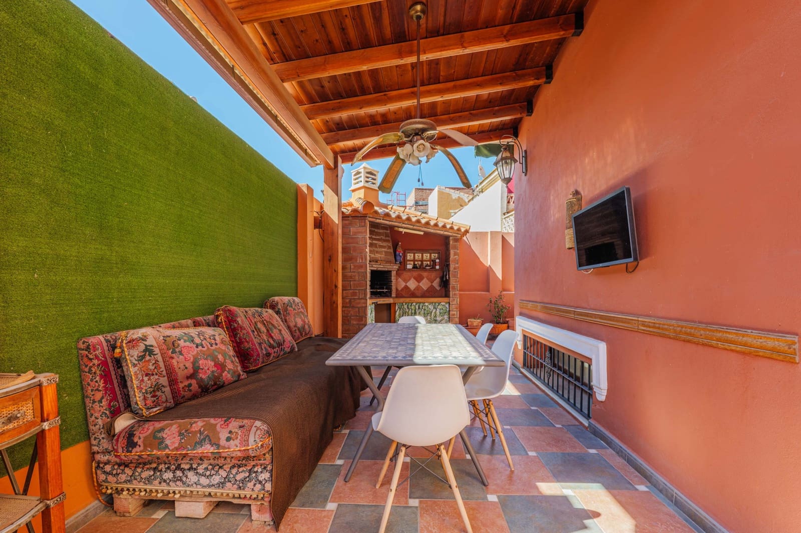 6 Zimmer Doppelhaus zu verkaufen in Puerto de la Torre mit Garage - 549.000 € (Ref: 9855317)