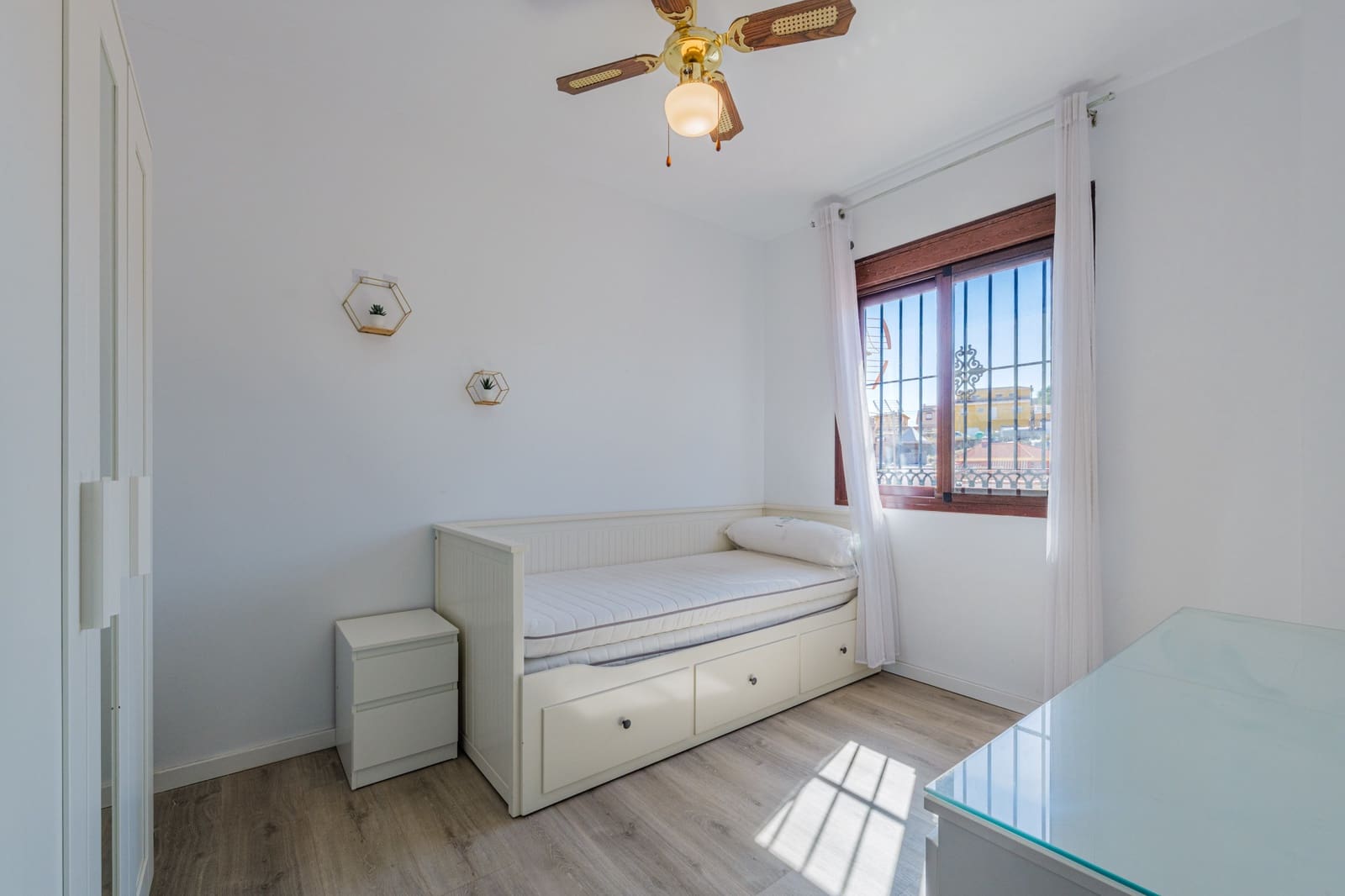 6 Zimmer Doppelhaus zu verkaufen in Puerto de la Torre mit Garage - 549.000 € (Ref: 9855317)