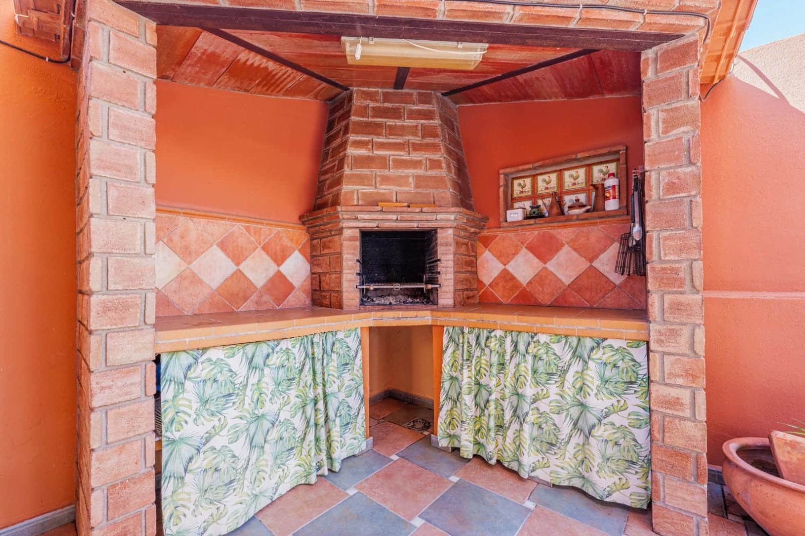 6 Zimmer Doppelhaus zu verkaufen in Puerto de la Torre mit Garage - 549.000 € (Ref: 9855317)