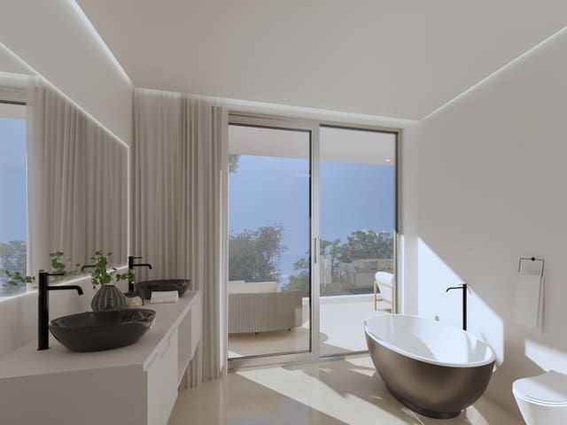 5 bedroom Villa for sale in San Pedro de Alcantara, Marbella with pool garage - € 2,525,000 (Ref: 9855318)