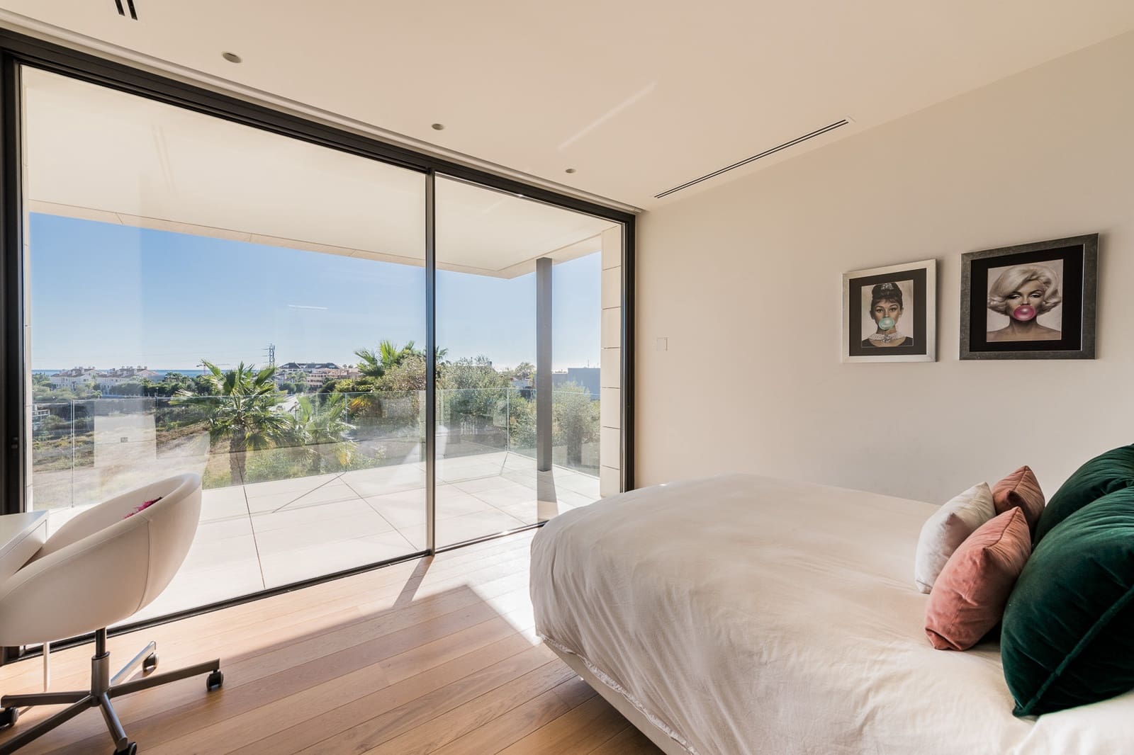 6 sypialnia Willa na sprzedaż w Marbella z basenem garażem - 6 850 000 € (Ref: 9855319)