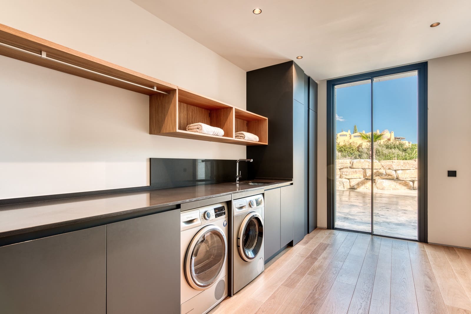 6 sypialnia Willa na sprzedaż w Marbella z basenem garażem - 6 850 000 € (Ref: 9855319)
