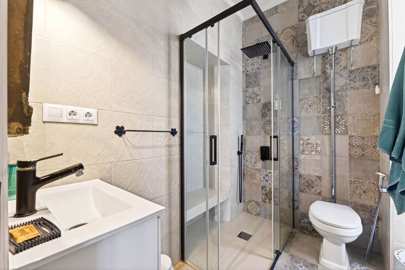 6 soverom Villa til salgs i Torremolinos med svømmebasseng garasje - € 990 000 (Ref: 9859846)