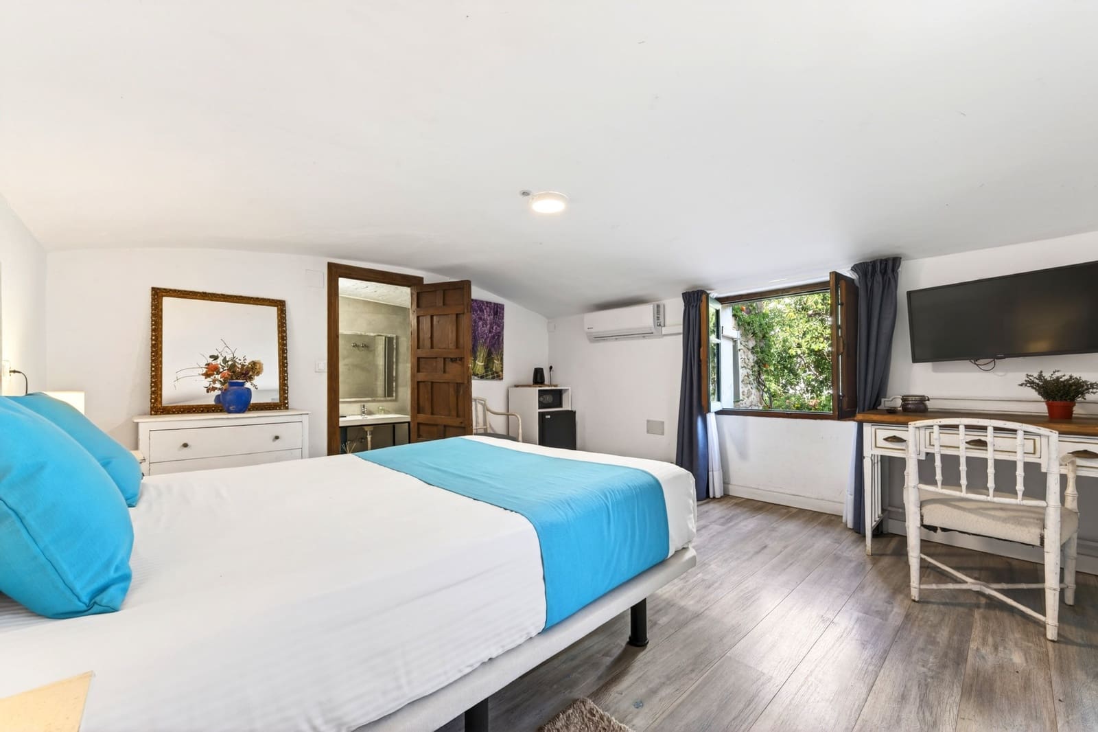 6 soverom Villa til salgs i Torremolinos med svømmebasseng garasje - € 990 000 (Ref: 9859846)