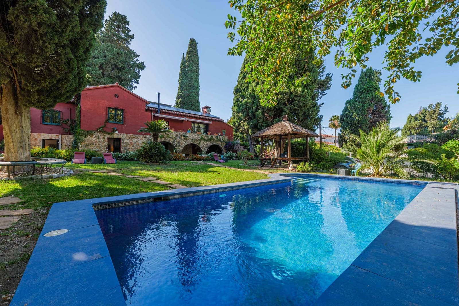 6 soverom Villa til salgs i Torremolinos med svømmebasseng garasje - € 990 000 (Ref: 9859846)