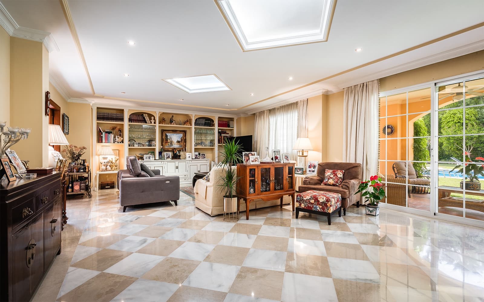 5 soveværelse Villa til salg i Marbella med swimmingpool garage - € 3.850.000 (Ref: 9859847)