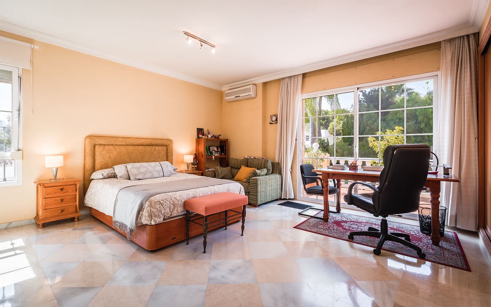 5 soveværelse Villa til salg i Marbella med swimmingpool garage - € 3.850.000 (Ref: 9859847)
