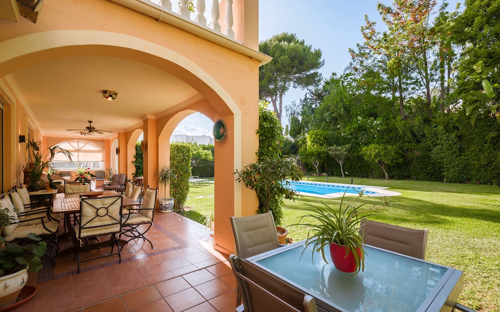 5 soveværelse Villa til salg i Marbella med swimmingpool garage - € 3.850.000 (Ref: 9859847)